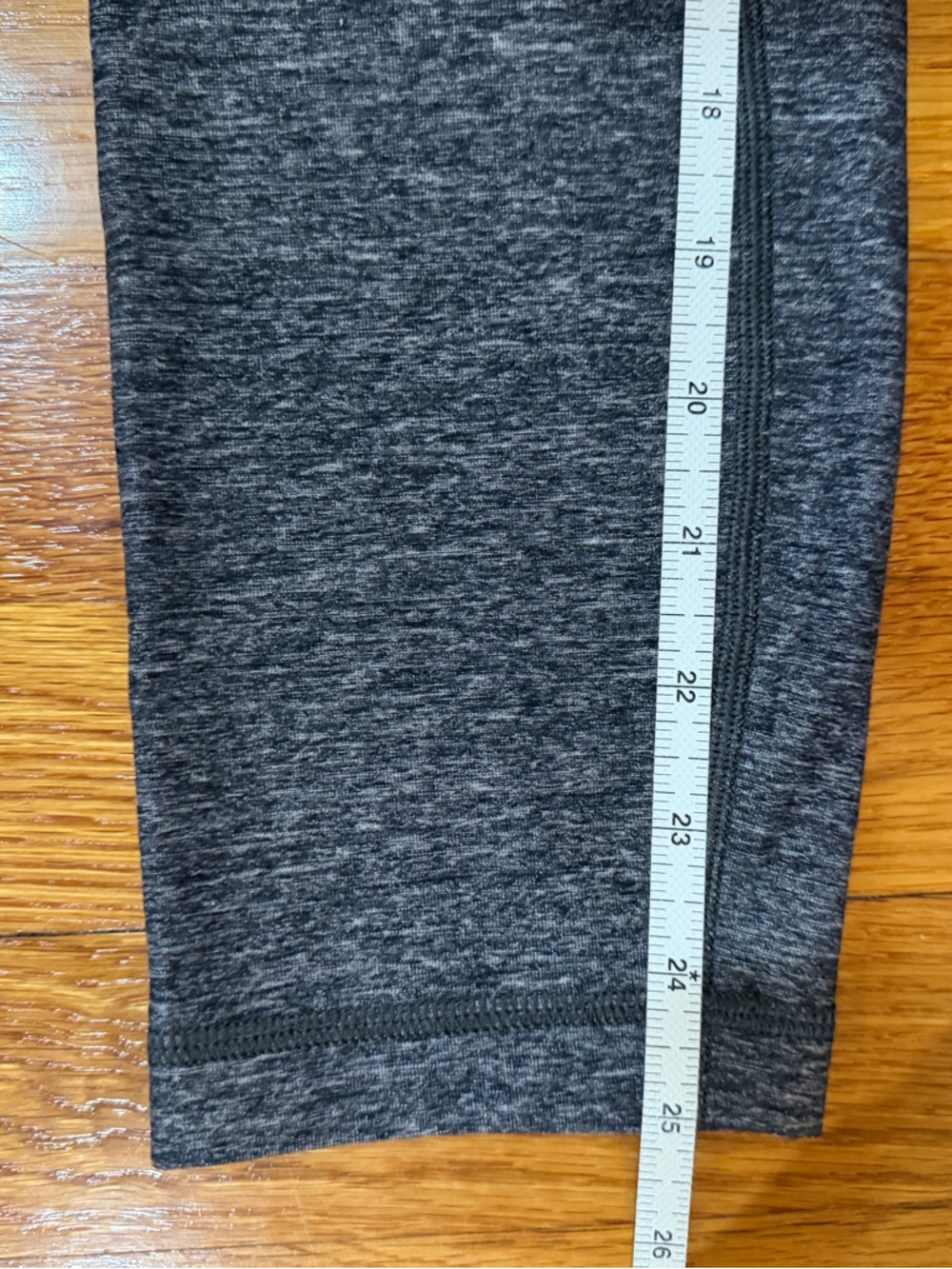 Lululemon High Times Pant 7/8 in the color Heathered Black/Gray - Size 6 - Picture 4 of 7